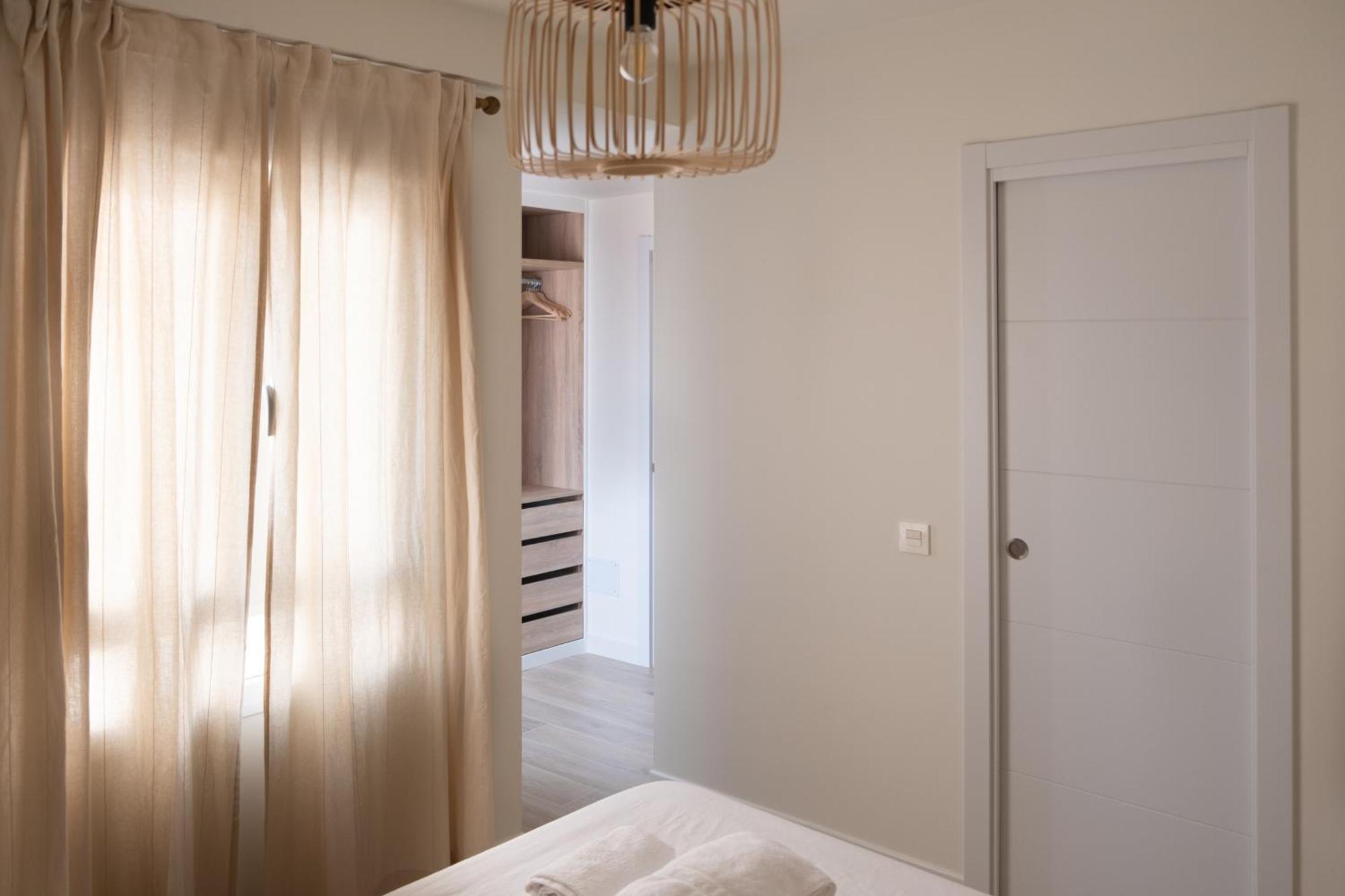 Victoria'S Home Modern And Cosy 2 Bedroom Apartment Málaga Esterno foto